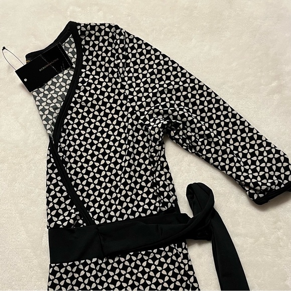 BCBGMaxazria - Picture 7 of 13